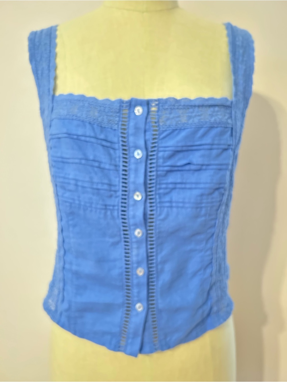 Cornflower Blue Button-Front Women's Tank Top